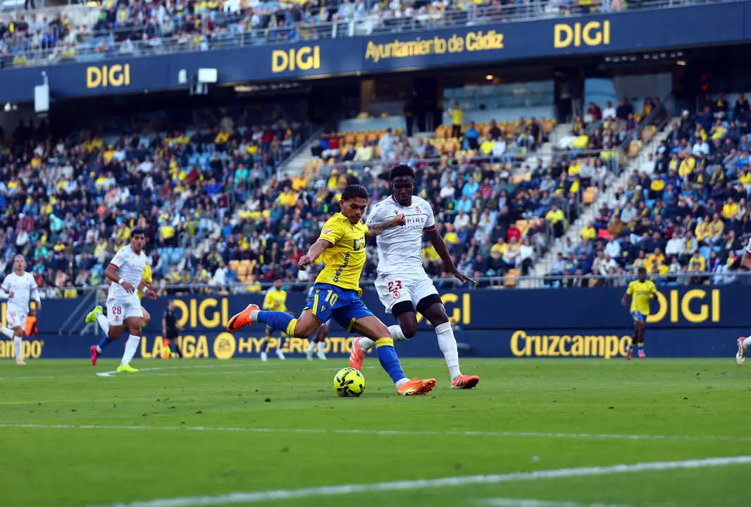 C&aacute;diz CF - Cultural Leonesa. | Trekant Media