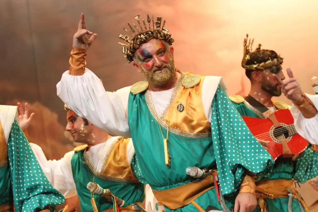 Comparsa 'La gracia divina'. | &Aacute;lvaro Geneiro