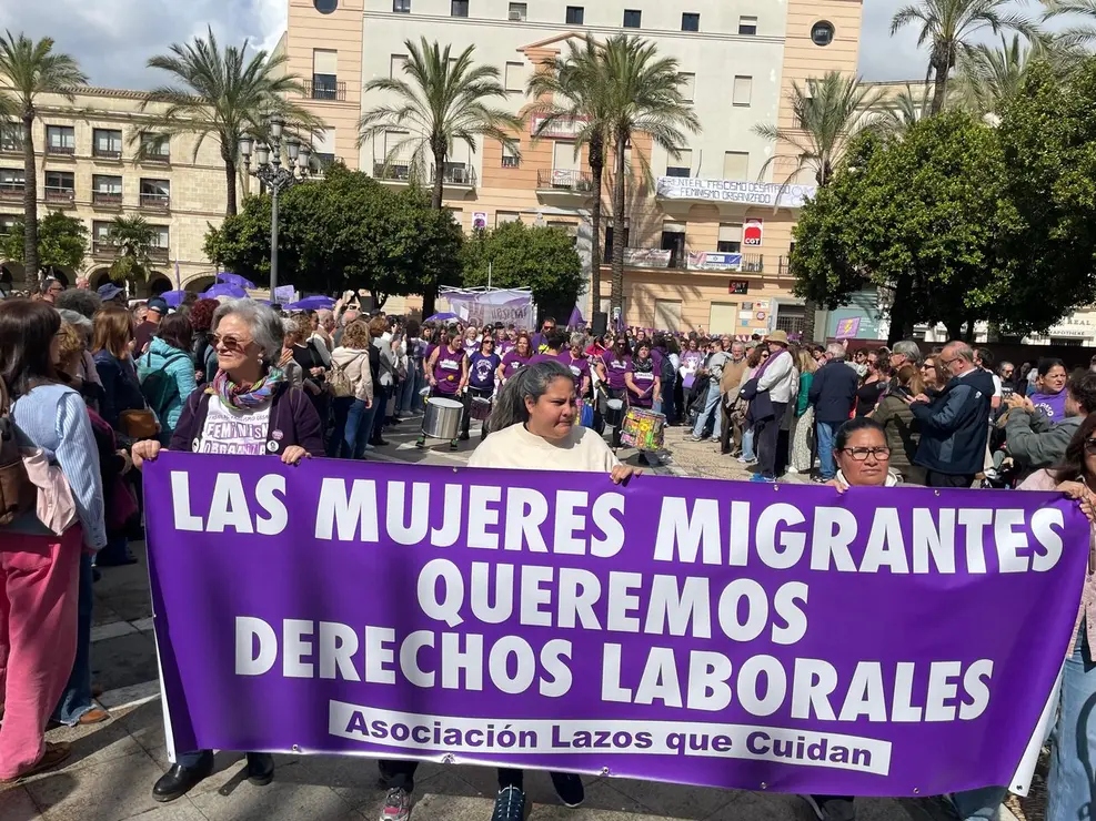 Imagen de la manifestaci&oacute;n del 8M en Jerez. | Jim&eacute;nez