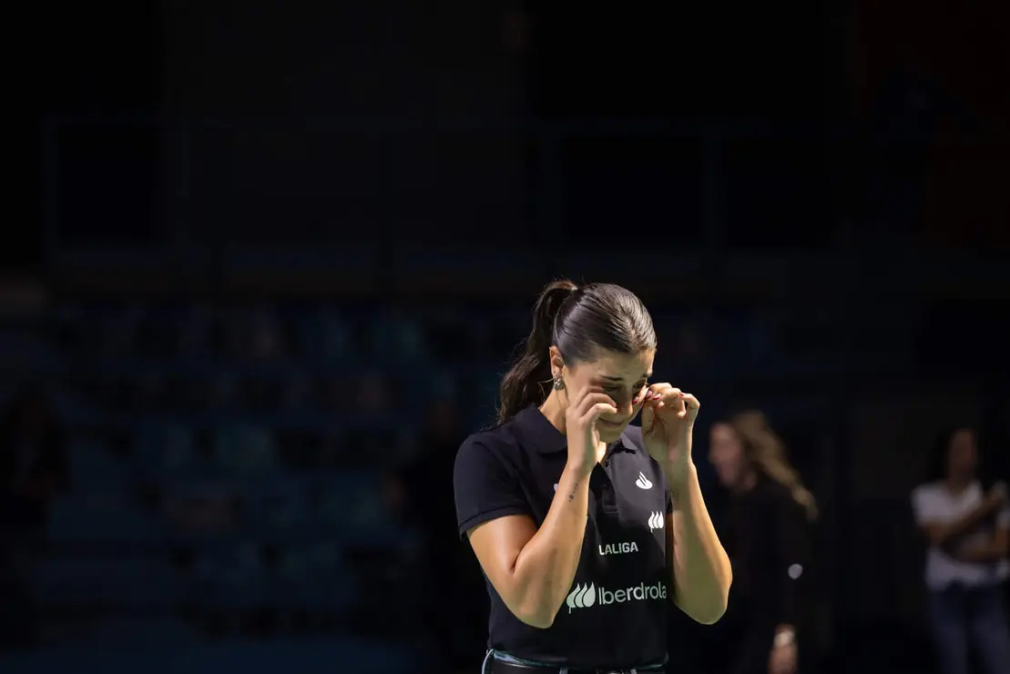 Carolina Mar&iacute;n se despide del b&aacute;dminton con un emocionante homenaje en Huelva. | Clara Carrasco / EP.