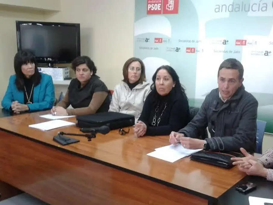 Reuni&oacute;n de la asociaci&oacute;n Aberoa con la presidenta del PSOE - VIV JAEN
