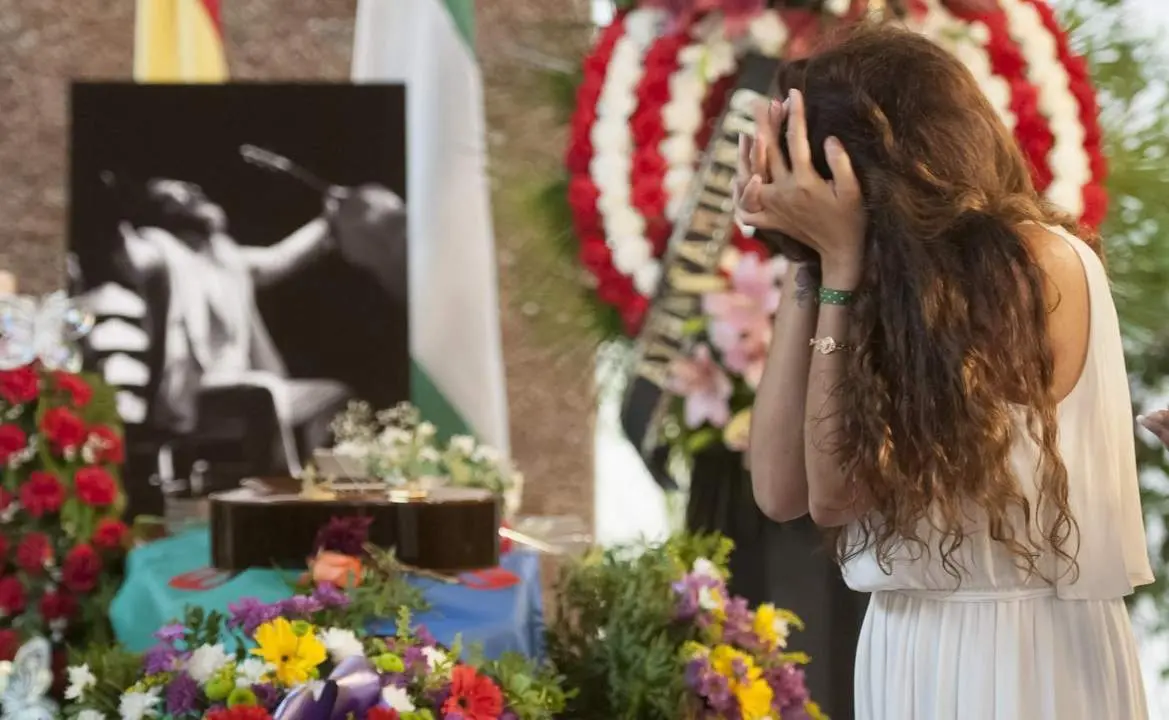 Alba Molina llora a su padre - EFE