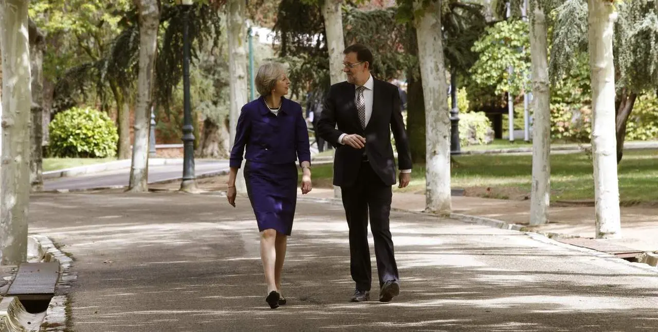 Rajoy y May en Moncloa - EFE