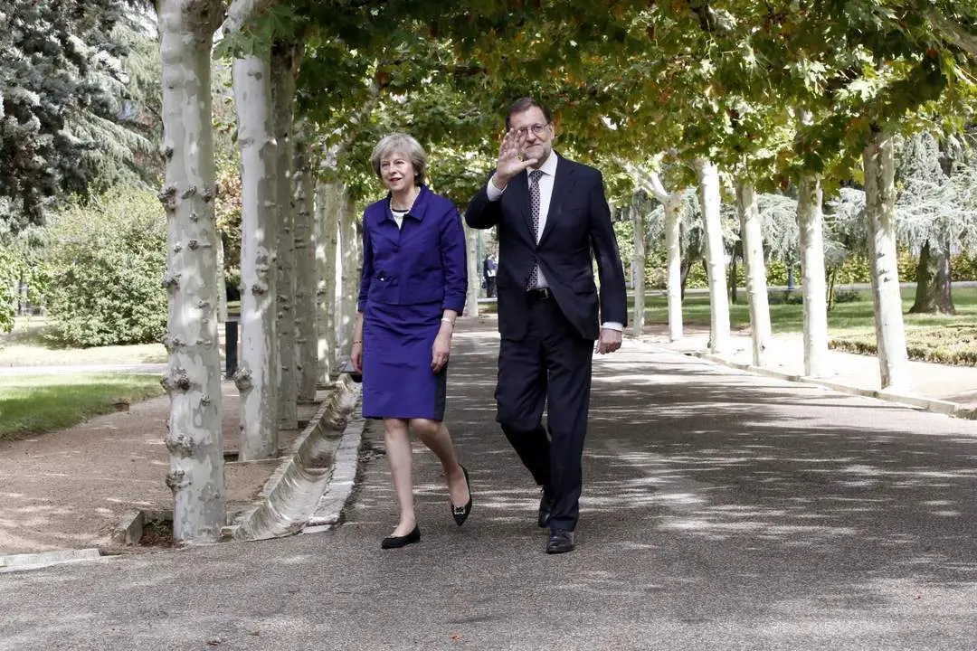 Rajoy y May en Moncloa - AI