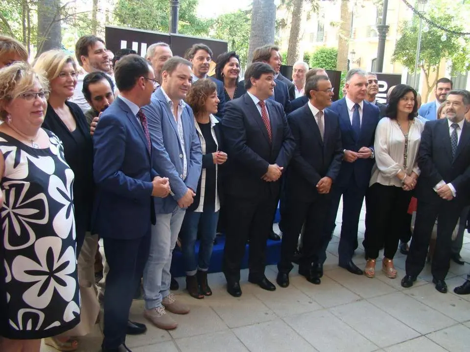 Presentaci&oacute;n candidatura - EDU SILES