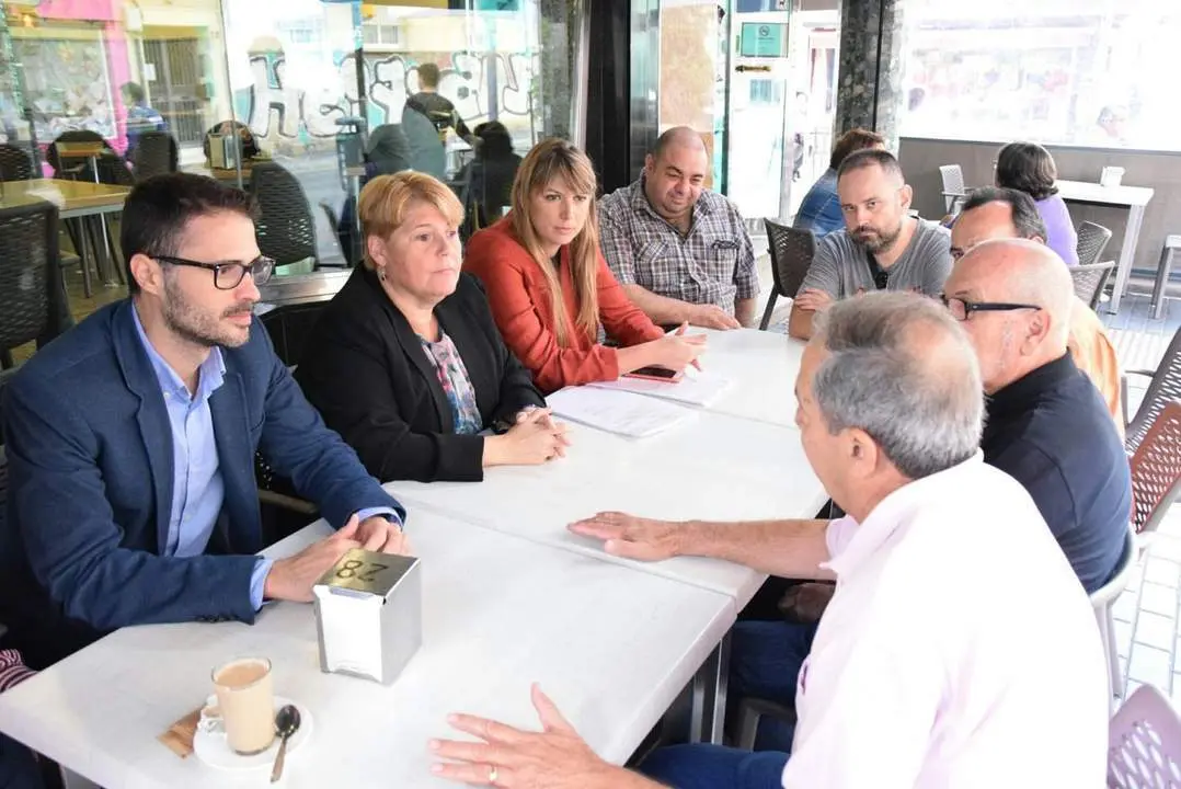 Con los vecinos - vm