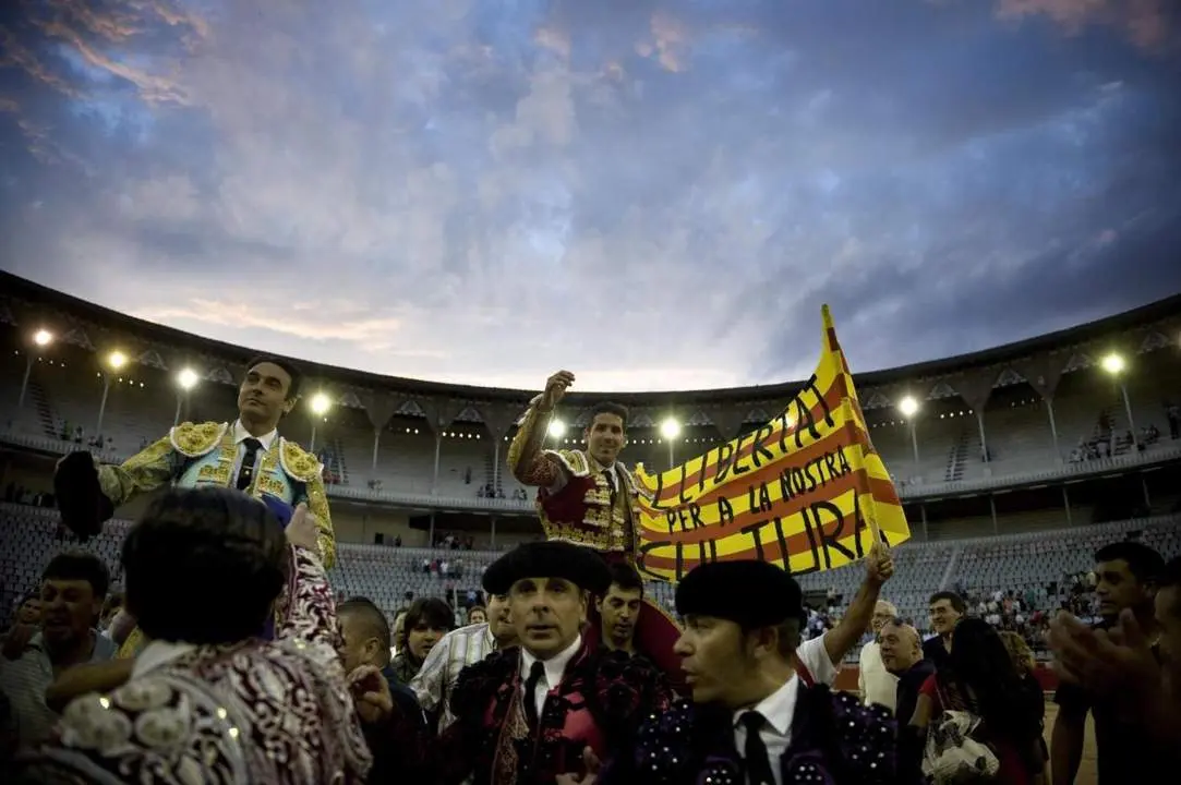 Toros en Catalu&ntilde;a. - EP
