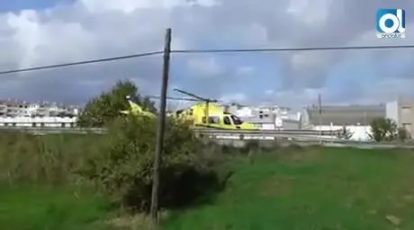 Bomberos rescatan a dos conductoras que colisionaron frontalmente