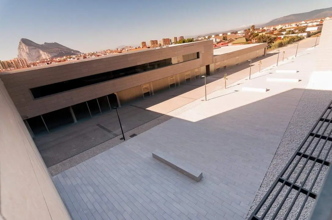 Nuevo Hospital La L&iacute;nea - Planho Consultores