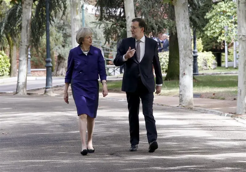 Rajoy y May. - EFE