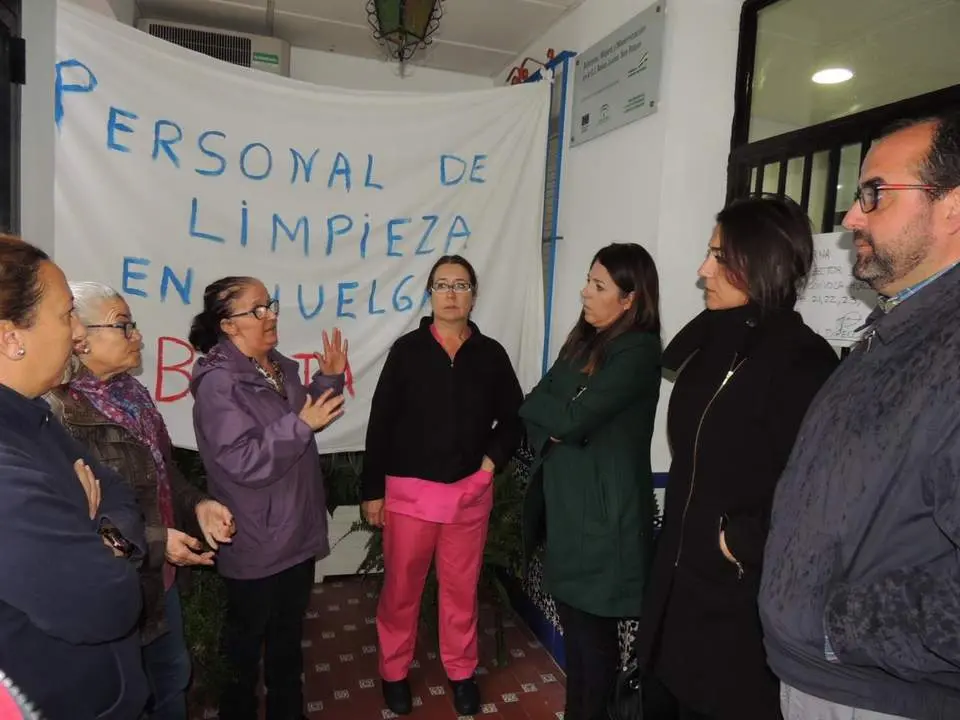 Huelga limpiadoras E.I. Reina Juana - AI