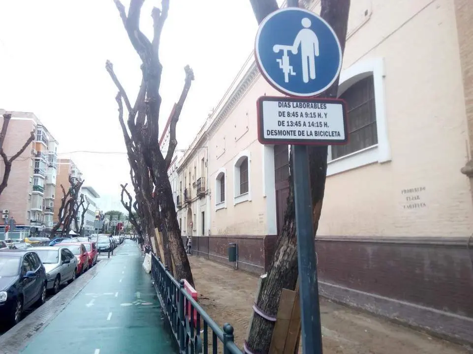 Restricciones en colegios - A Contramano