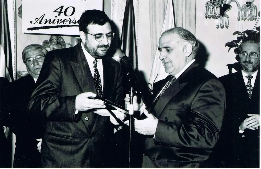 Reconocimiento a Yag&uuml;e en 1996 - AI