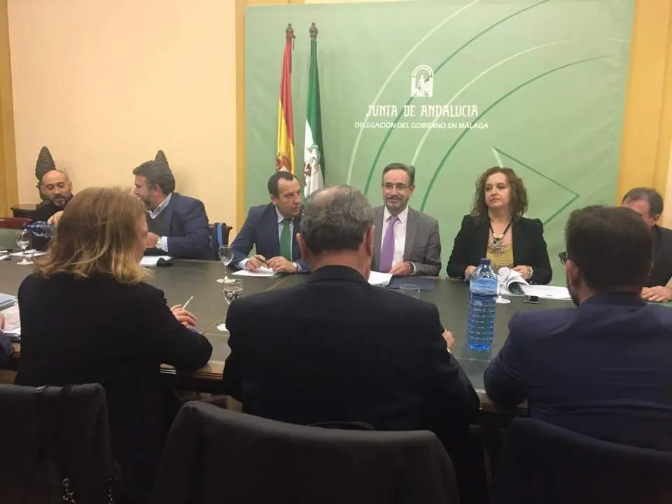 La reuni&oacute;n - vm