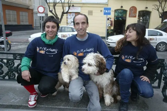 Nacho Paunero, presidente de la asociaci&oacute;n El Refugio, ayer en C&aacute;diz. - I.J.Poveda