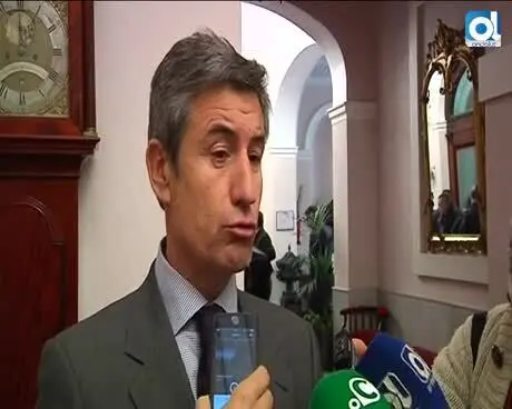 Kichi asegura que la municipalizaci&oacute;n "estar&aacute; para Semana Santa"