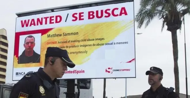 Cartel donde difundieron la b&uacute;squeda de fugitivos - 