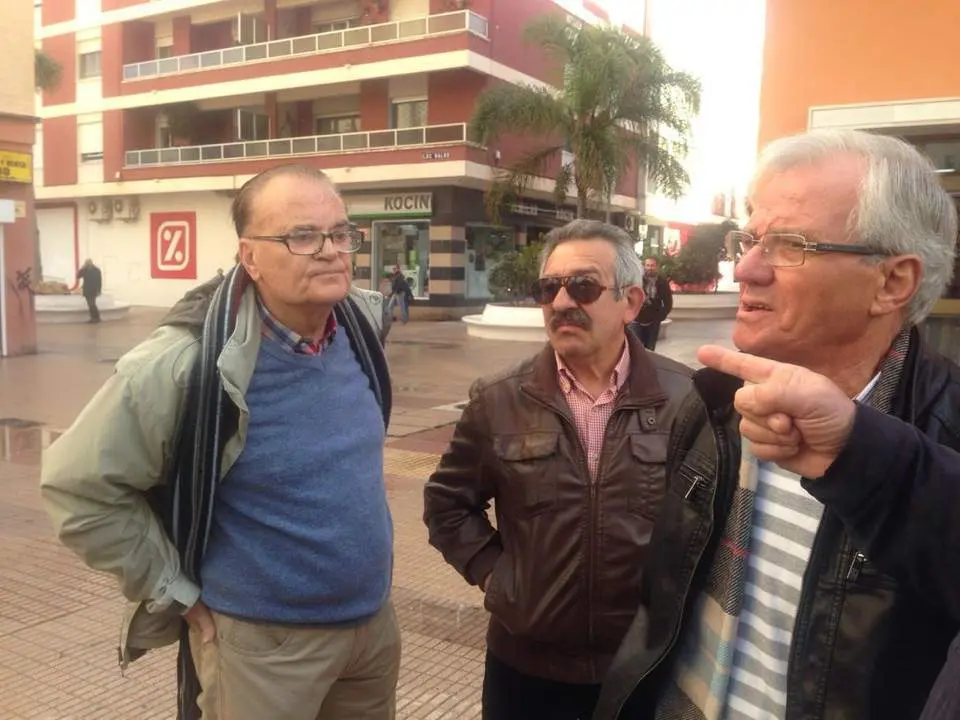Vecinos de Loreto. - EC