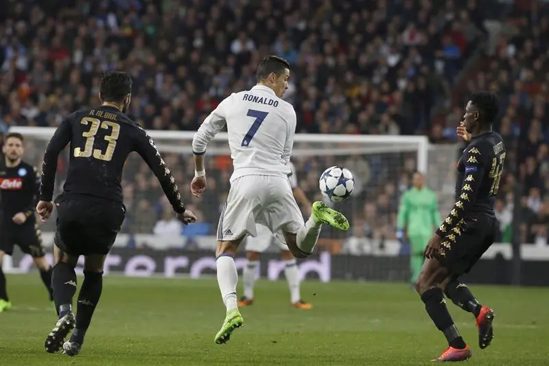 REAL MADRID - N&Aacute;POLES - EFE