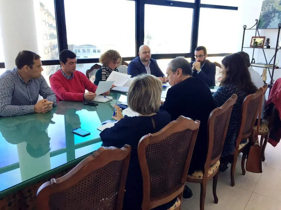 Reuni&oacute;n t&eacute;cnica del nuevo hospital - AI