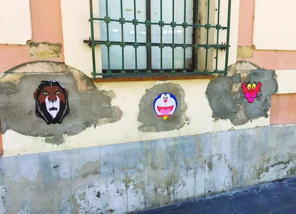 Leones en Correos - vh