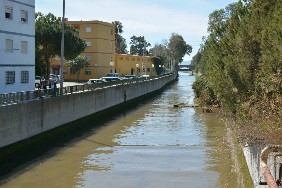 Muro de los Gallegos. - AI