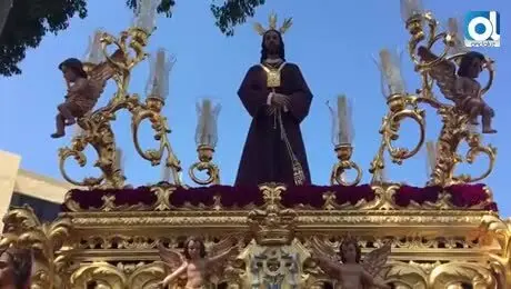 Empieza un Lunes Santo de barrio en Huelva con El Perd&oacute;n y El Cautivo
