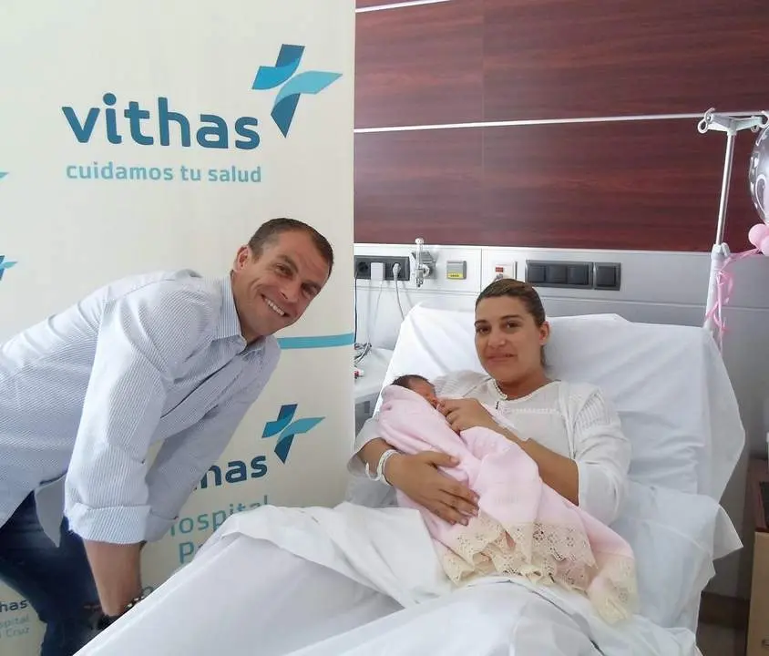 Duda con su mujer y su carta hija - vm