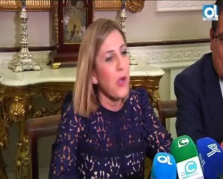 Cajasol le abre los brazos al Tricentenario en Diputaci&oacute;n