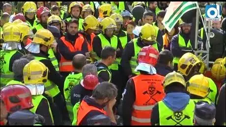 Bomberos denuncian coacciones y protestar&aacute;n el 25 de mayo