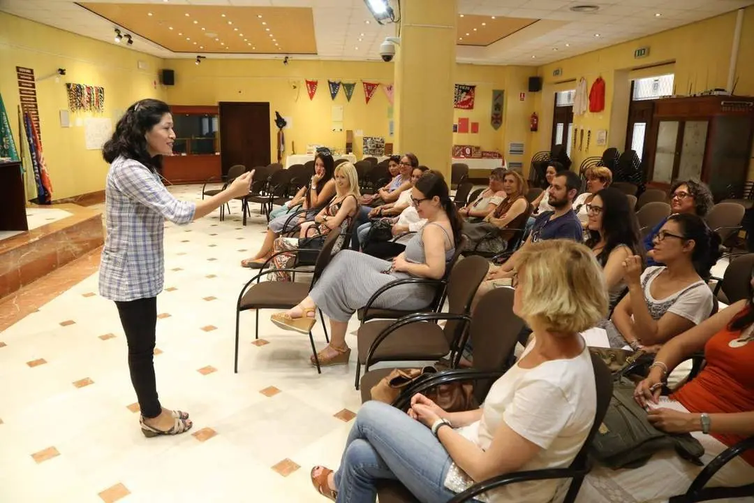 Presentaci&oacute;n de 'Stop Rumores'. - Viva Rota