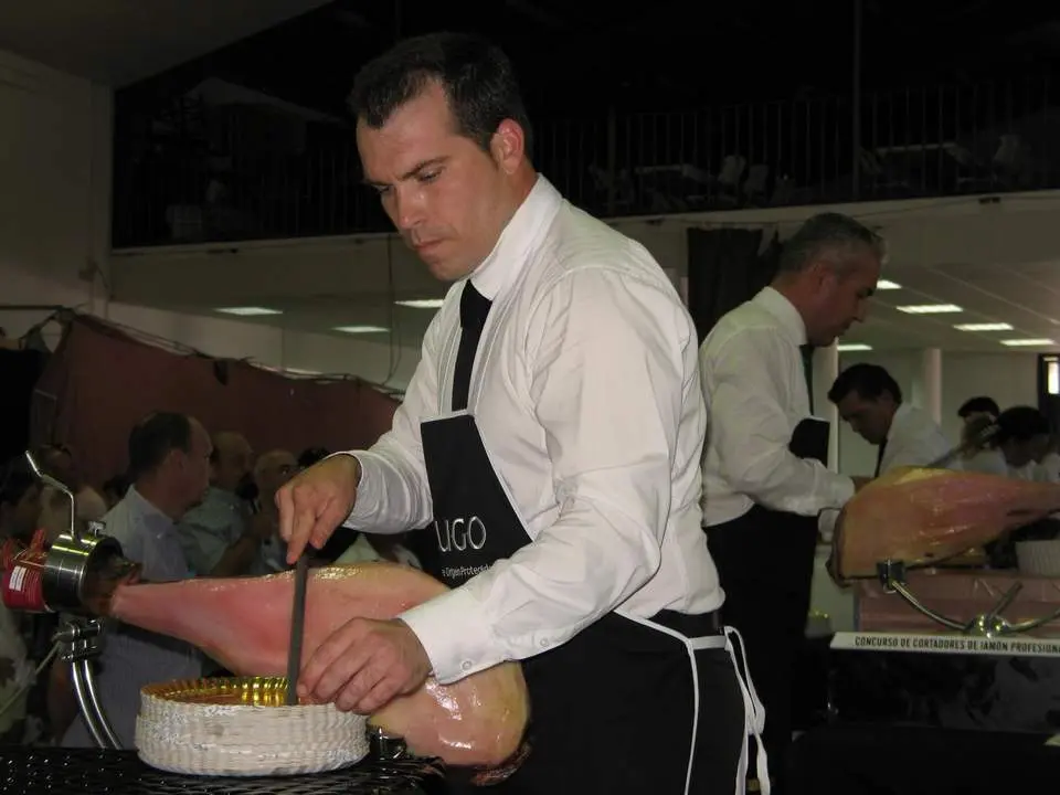 Juan Jos&eacute; Masa, vencedor del Nacional de Cortadodes de Jam&oacute;n - VH