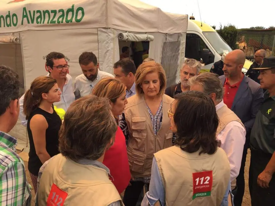 Pol&iacute;ticos en la zona - EDU SILES