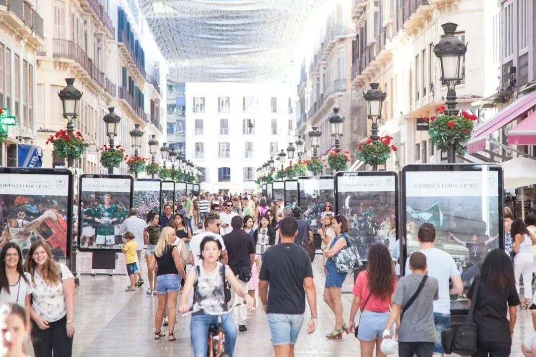 Exposici&oacute;n en Larios - Unicaja CB