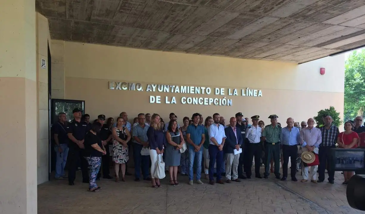 Concentraci&oacute;n en el Ayuntamiento.-AI  - 