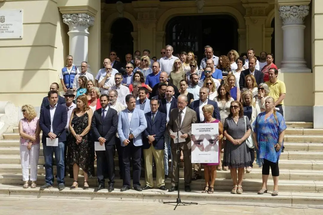 Acto de recuerdo.  - VM