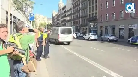 Trece muertos y casi cien heridos en el atentado de Barcelona