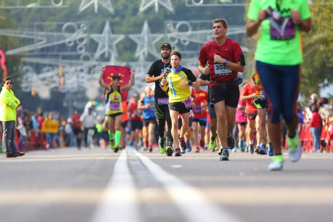 Marat&oacute;n de M&aacute;laga - VIVA M&Aacute;LAGA