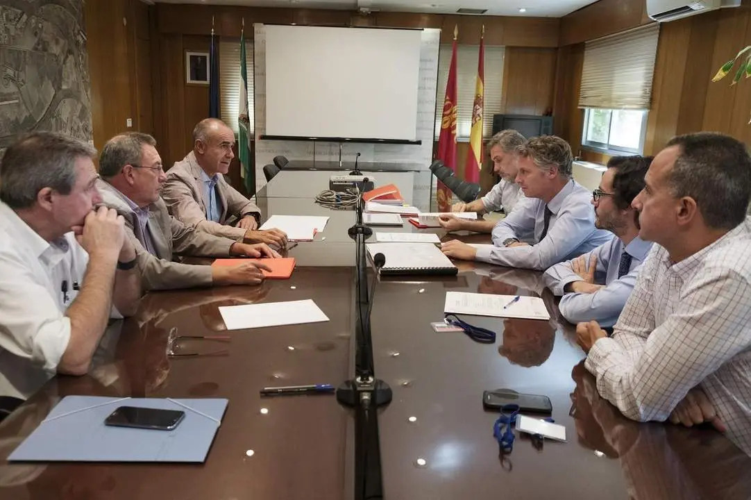 Reuni&oacute;n comisi&oacute;n Puerto-Ciudad - Ayto