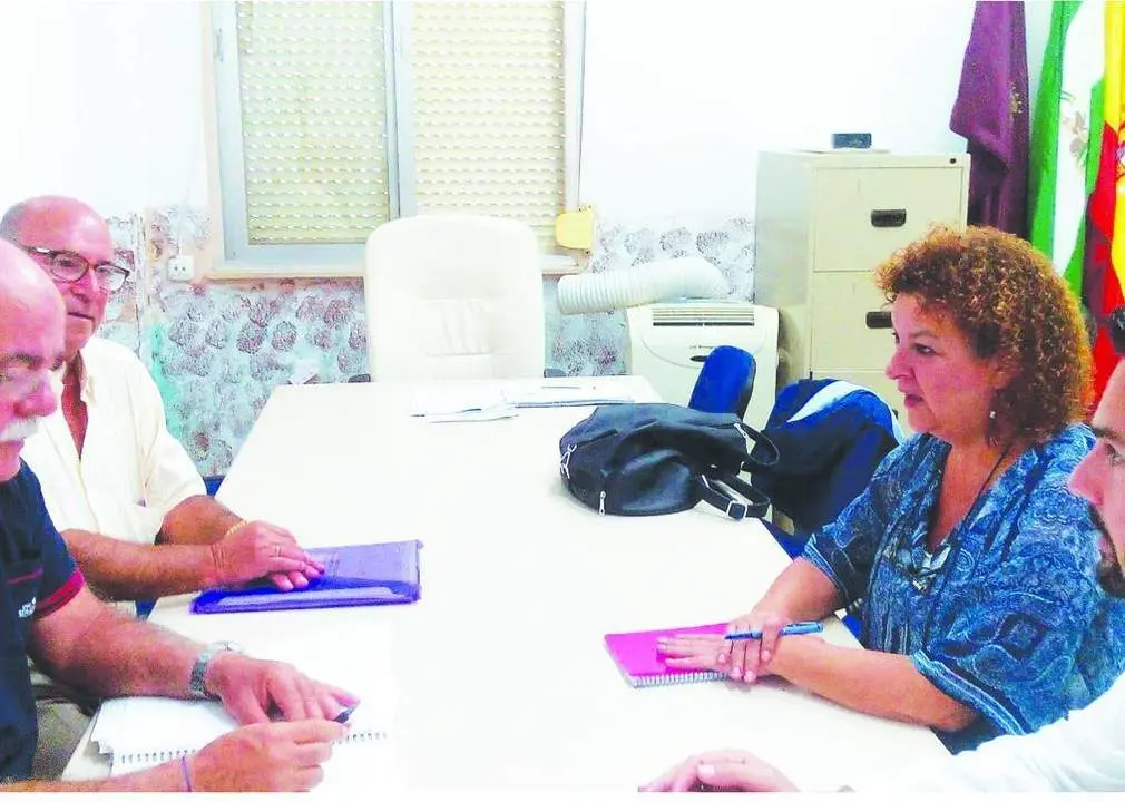 Reuni&oacute;n con Vila y Tub&iacute;o. - Viva