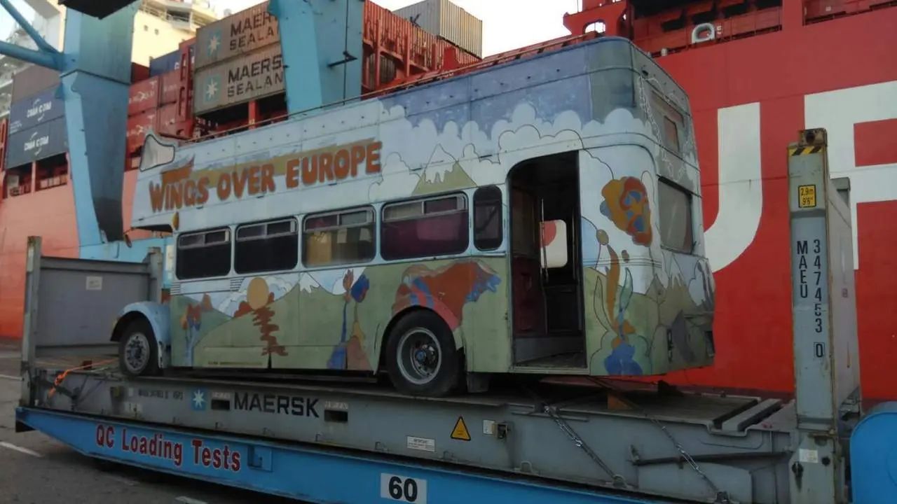 El autob&uacute;s, en Algeciras - A. I.