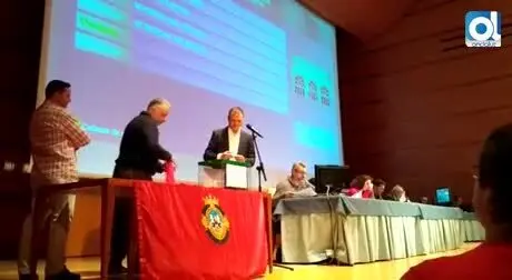 La comparsa 'La Sonrisa de Dios' abre el Concurso de Carnaval de 2018