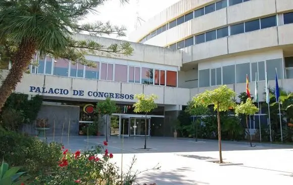 Palacio de Congresos de Torremolinos. - V.M.