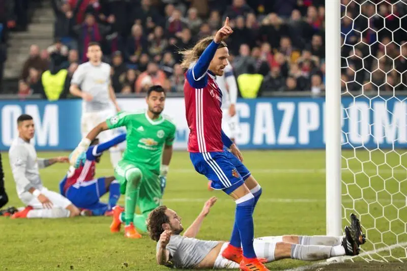 gol del basilea al united - efe