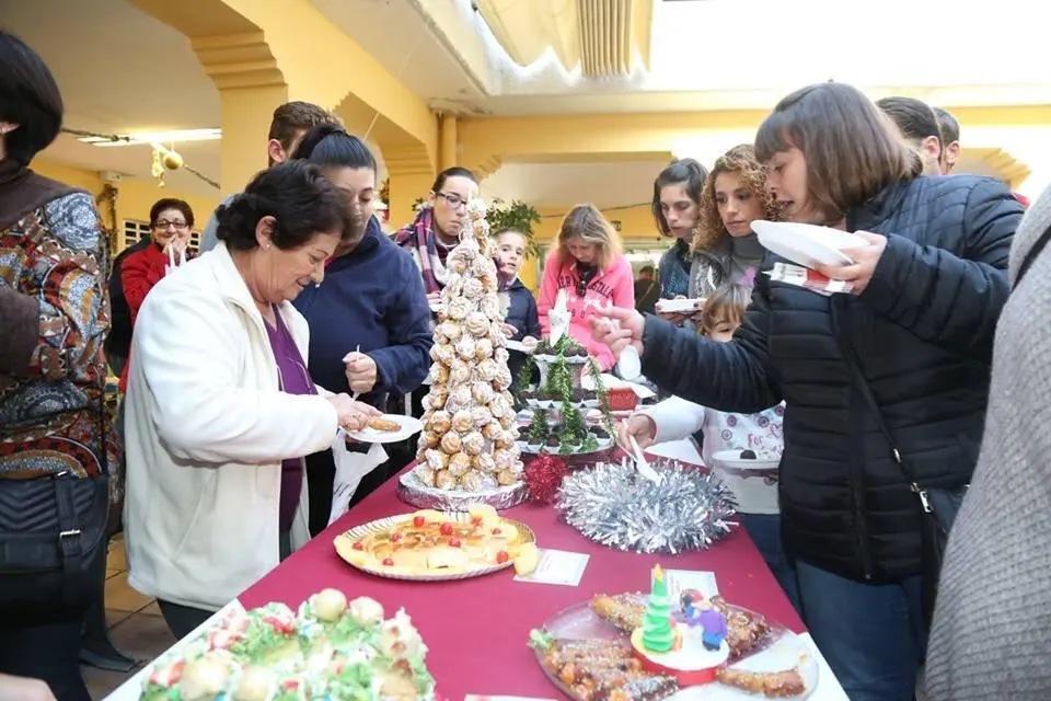 Concurso de reposter&iacute;a navide&ntilde;a. - Viva Rota