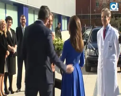 La reina Sof&iacute;a conoce los &uacute;ltimos avances en el control del Parkinson