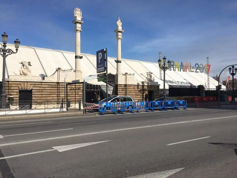 Carpa de Carnaval. - JC