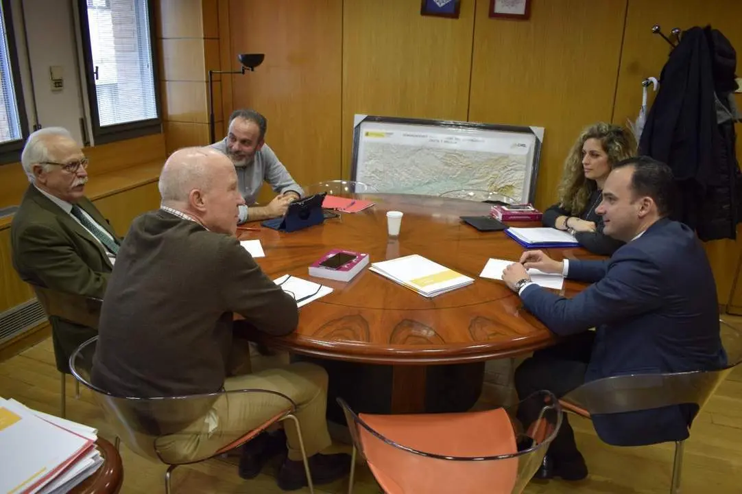 Reuni&oacute;n de la comisi&oacute;n negociadora - PP