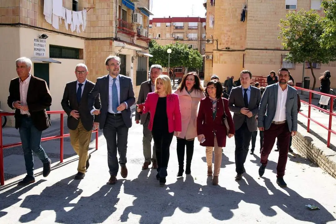 El consejero de Fomento en la visita a La Granja - Junta