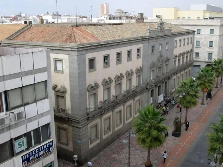 Edificio de Hacienda. - VH